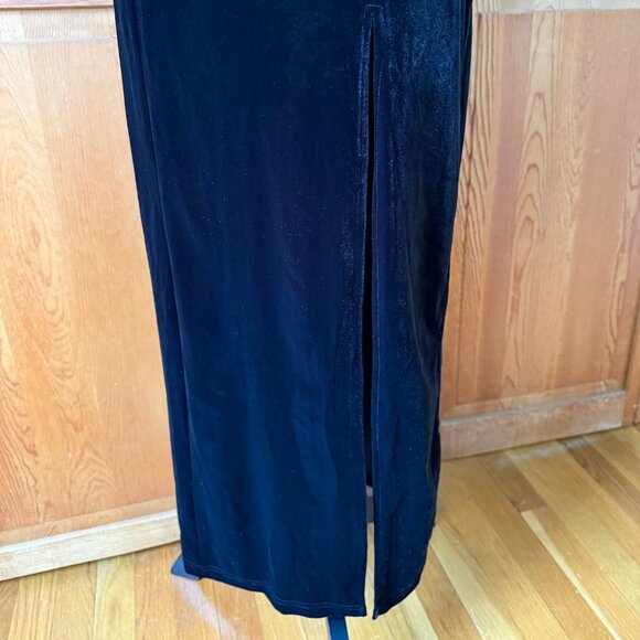 Gothic Victorian Visual Kei Velvet Obsessions Lace-up Front Gown Dress - Picture 6 of 11